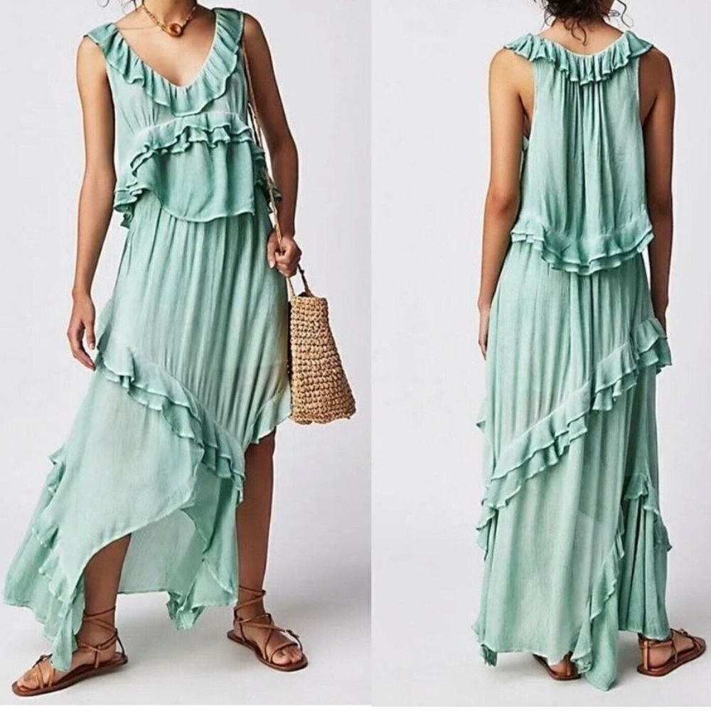 Pretty tie dye “If Only” set by Free People. 
Size Medium